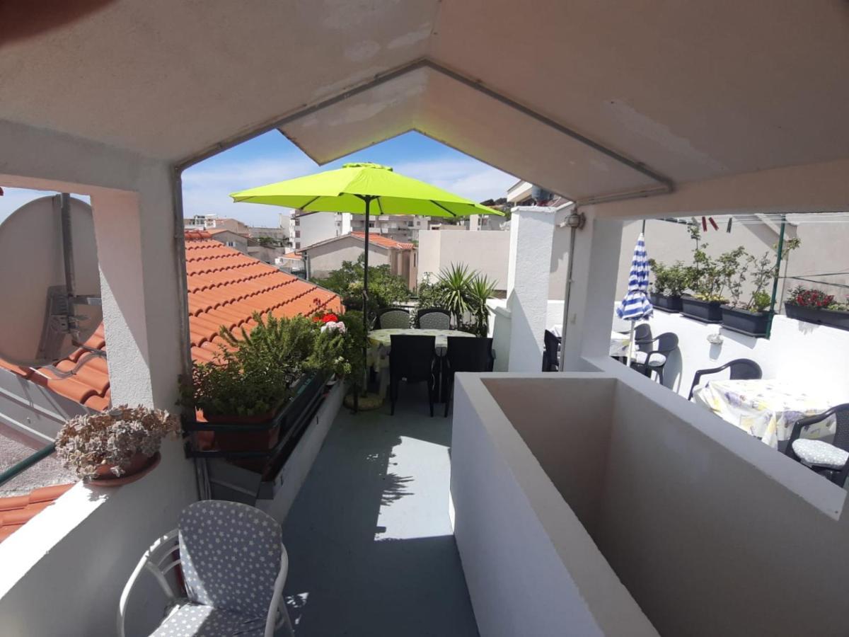 Apartments Knezic Igrane Exterior foto