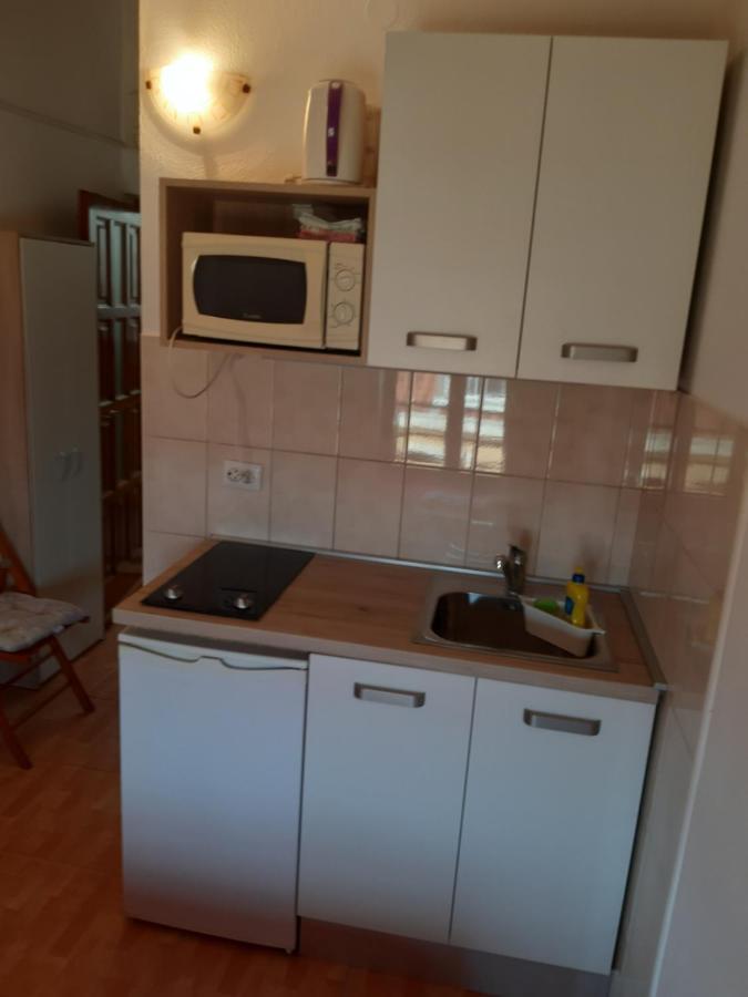 Apartments Knezic Igrane Exterior foto